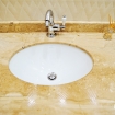 Столешница в ванную из мрамора Дайна реале
